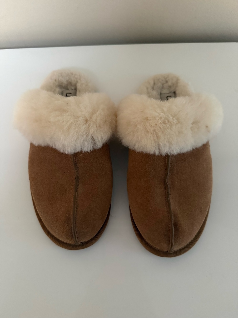 UGG Chestnut Scuffette house slippers